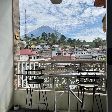 Java Hostel Tumpak Sewu Sidomukti المظهر الخارجي الصورة