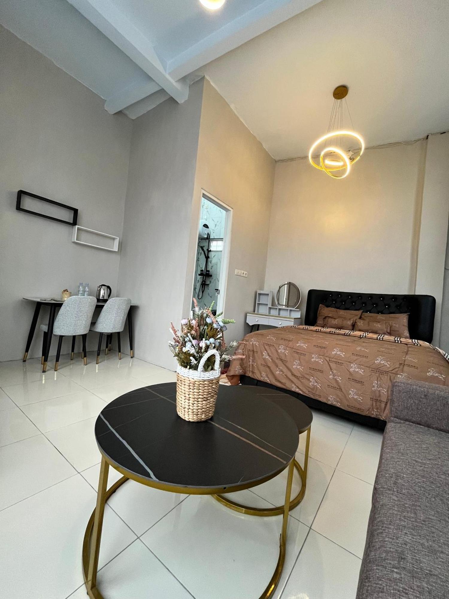 Java Hostel Tumpak Sewu Sidomukti المظهر الخارجي الصورة